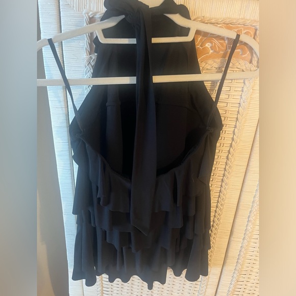 Black ruffled halter - Picture 2 of 3